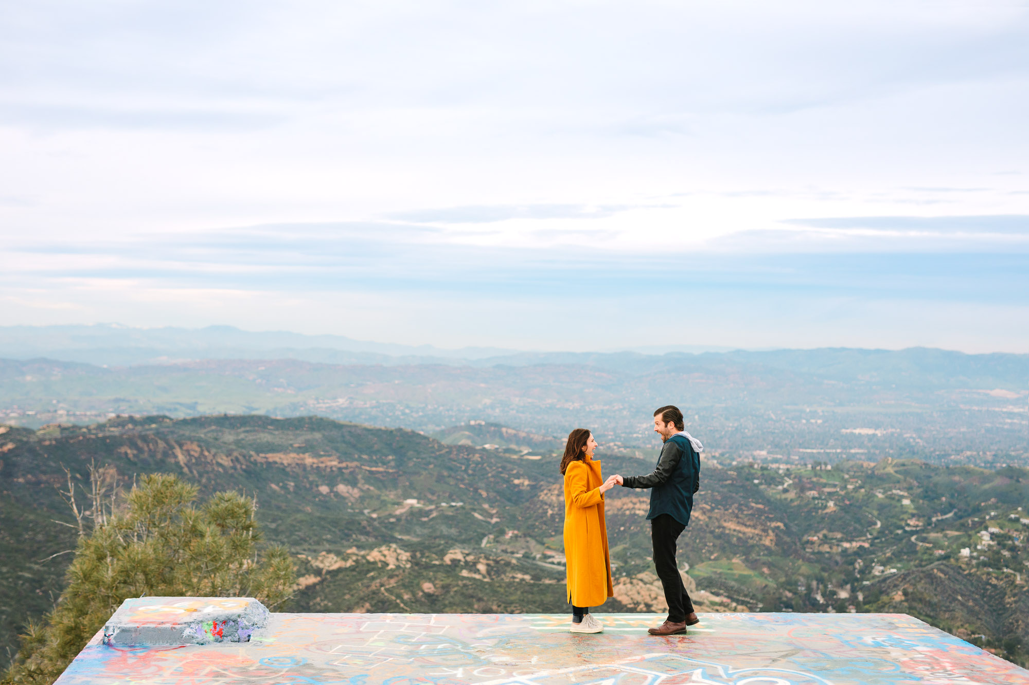 Topanga Canyon Overlook engagement session by Mary Costa Photography