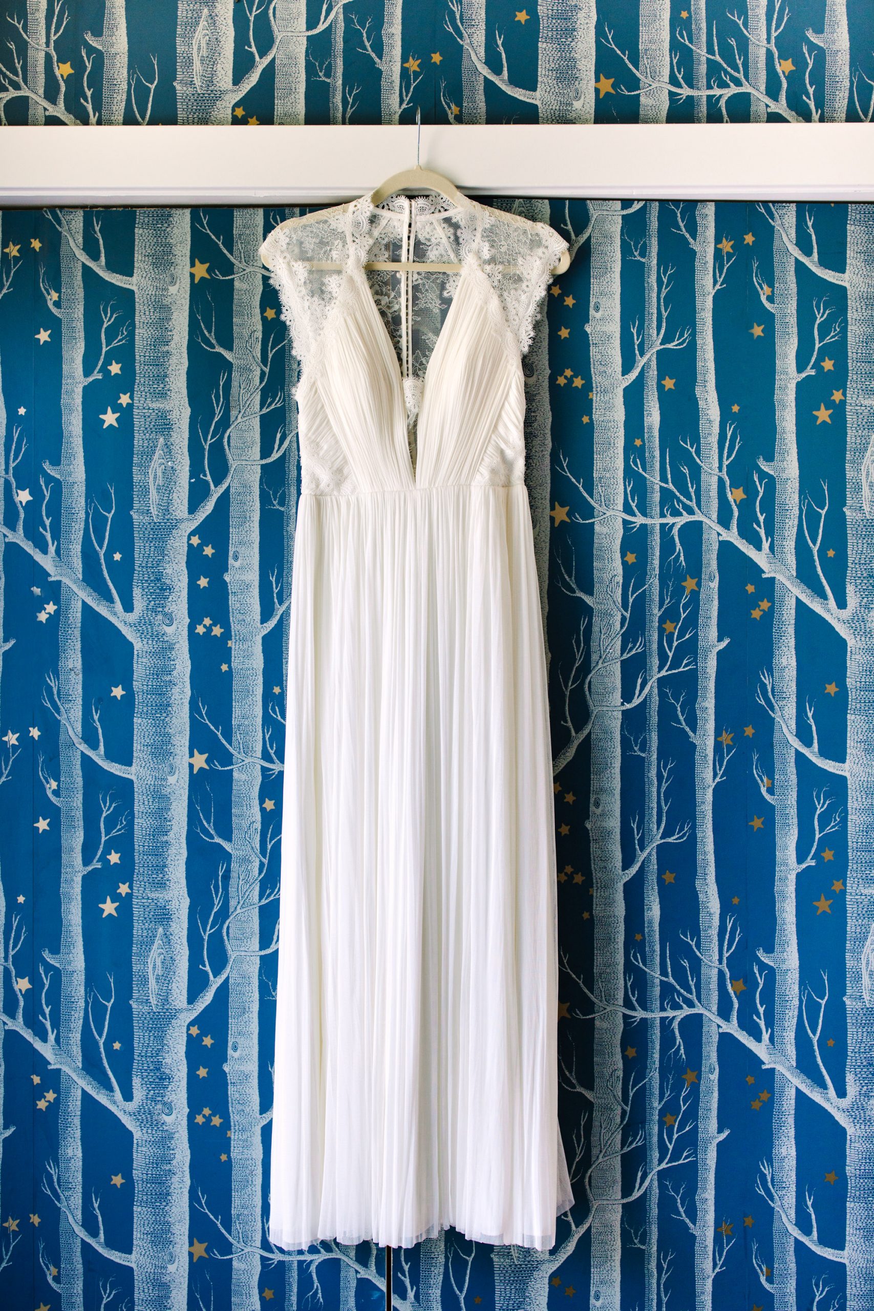 Bridal gown on Ruby Street wallpaper - www.marycostaweddings.com
