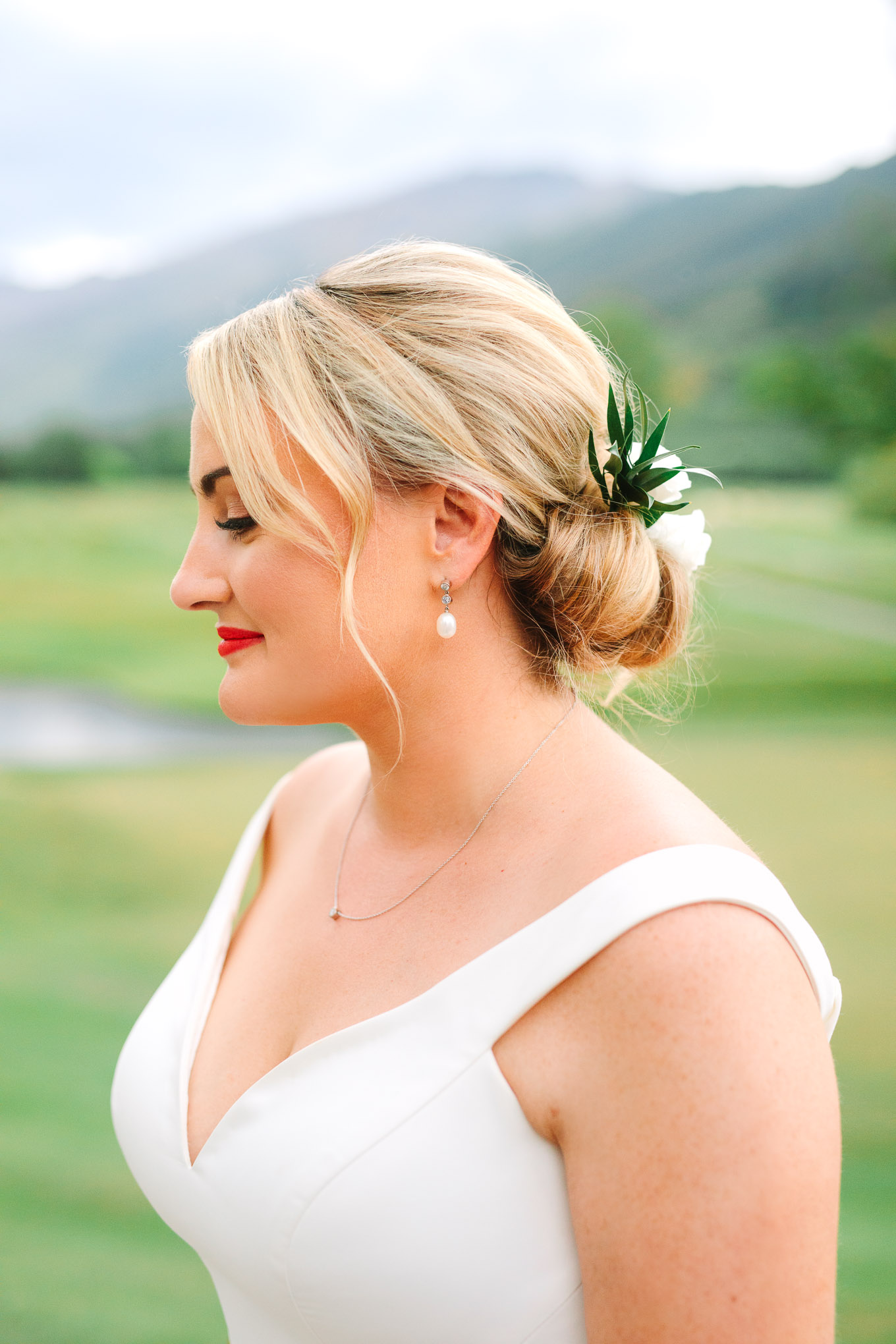 Bridal beauty portrait. Millbrook Resort Queenstown New Zealand wedding by Mary Costa Photography | www.marycostaweddings.com