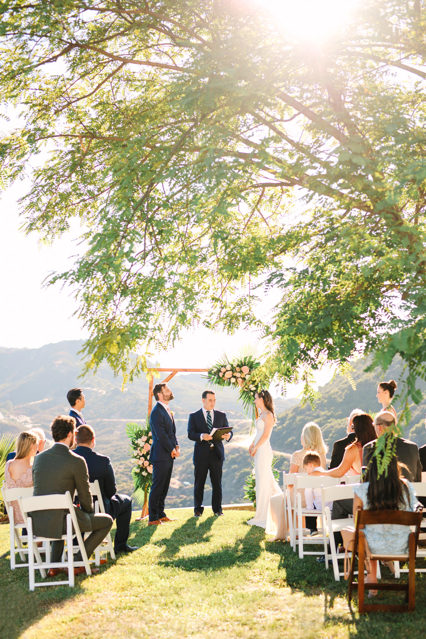 Sunny ceremony at Topanga micro wedding | Engagement, elopement, and wedding photography roundup of Mary Costa’s favorite images from 2020 | Colorful and elevated photography for fun-loving couples in Southern California | #2020wedding #elopement #weddingphoto #weddingphotography #microwedding   Source: Mary Costa Photography | Los Angeles