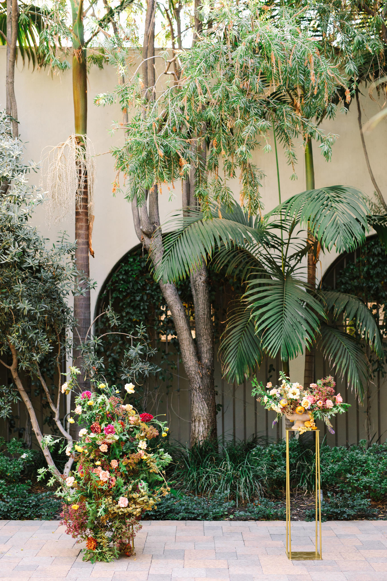 Ceremony decor at Vibiana courtyard | Engagement, elopement, and wedding photography roundup of Mary Costa’s favorite images from 2020 | Colorful and elevated photography for fun-loving couples in Southern California | #2020wedding #elopement #weddingphoto #weddingphotography #microwedding   Source: Mary Costa Photography | Los Angeles