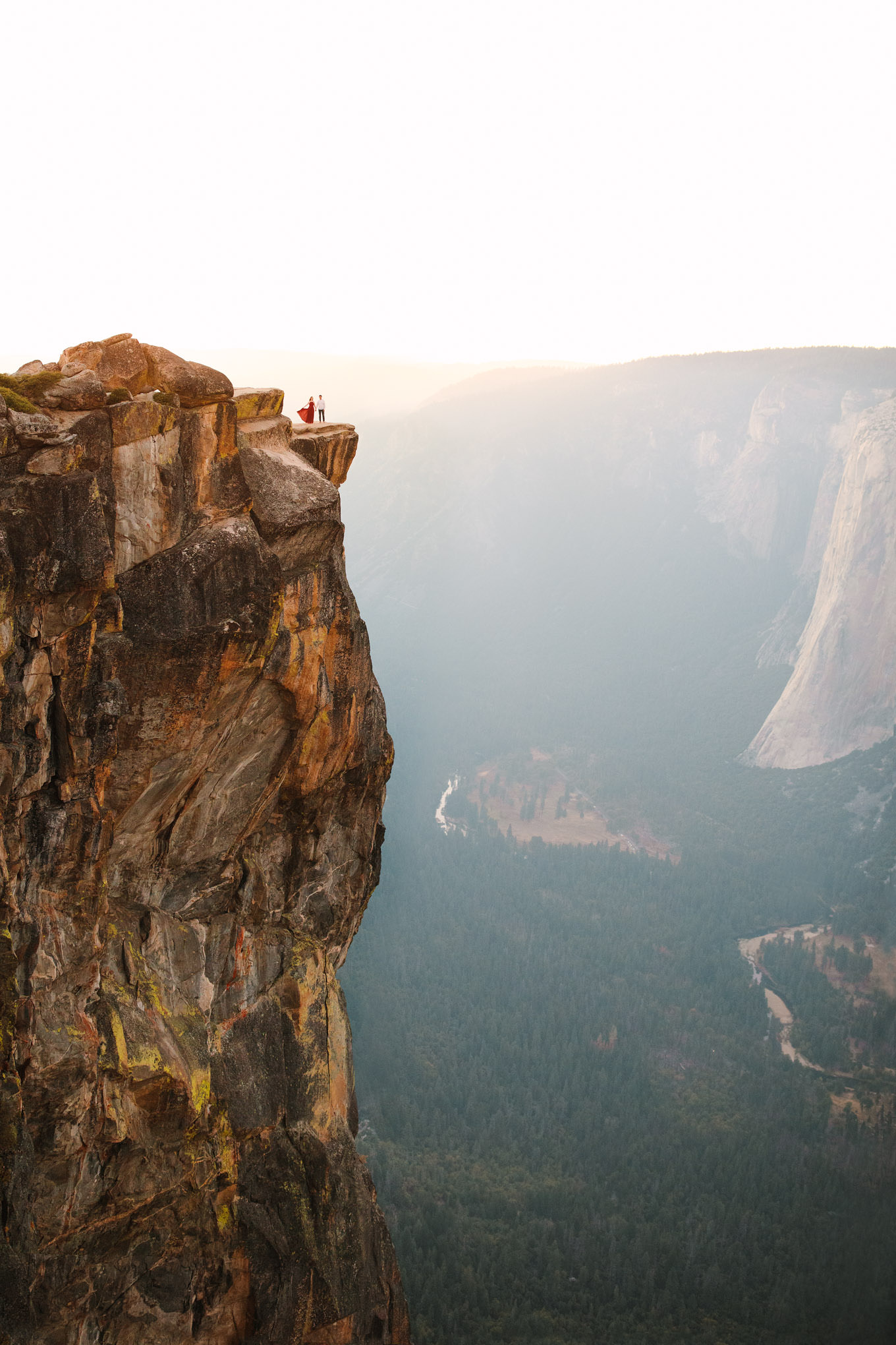 Yosemite National Park Taft Point engagement session Los Angeles Chinatown engagement session | Engagement, elopement, and wedding photography roundup of Mary Costa’s favorite images from 2020 | Colorful and elevated photography for fun-loving couples in Southern California | #2020wedding #elopement #weddingphoto #weddingphotography #microwedding   Source: Mary Costa Photography | Los Angeles