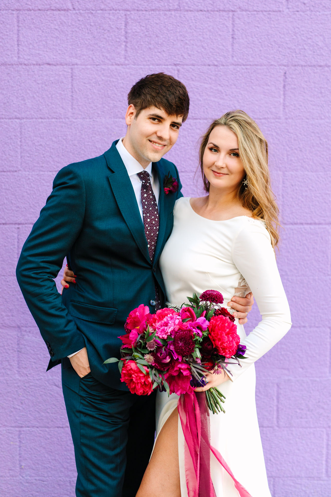 Wedding portrait at colorful Saguaro Hotel | Colorful jewel tone Palm Springs elopement | Fresh and colorful photography for fun-loving couples in Southern California | #colorfulelopement #palmspringselopement #elopementphotography #palmspringswedding Source: Mary Costa Photography | Los Angeles