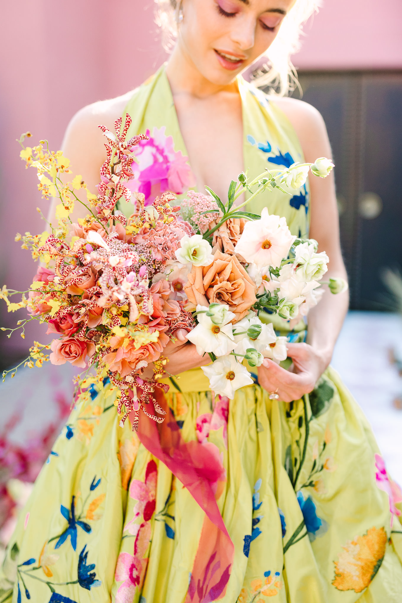 Colorful bridal bouquet on Marchesa gown | Kindred Presets x Mary Costa Photography Sands Hotel Ad Campaign | Colorful Palm Springs wedding photography | #palmspringsphotographer #lightroompresets #sandshotel #pinkhotel   Source: Mary Costa Photography | Los Angeles