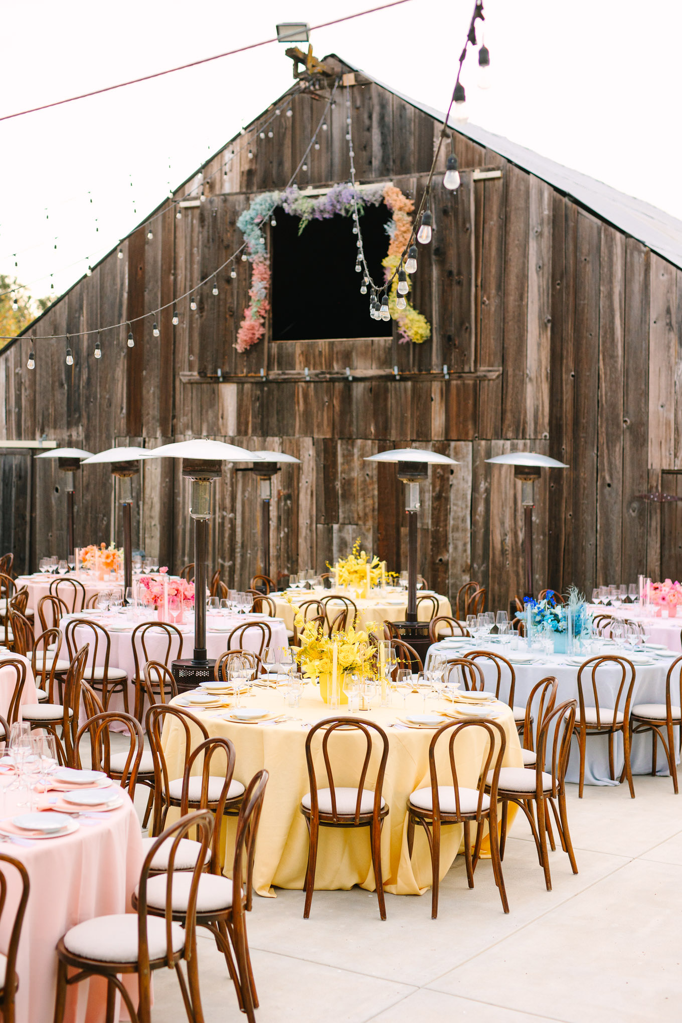 Monochromatic pastel wedding tables | Colorful and quirky wedding at Higuera Ranch in San Luis Obispo | #sanluisobispowedding #californiawedding #higueraranch #madonnainn   Source: Mary Costa Photography | Los Angeles