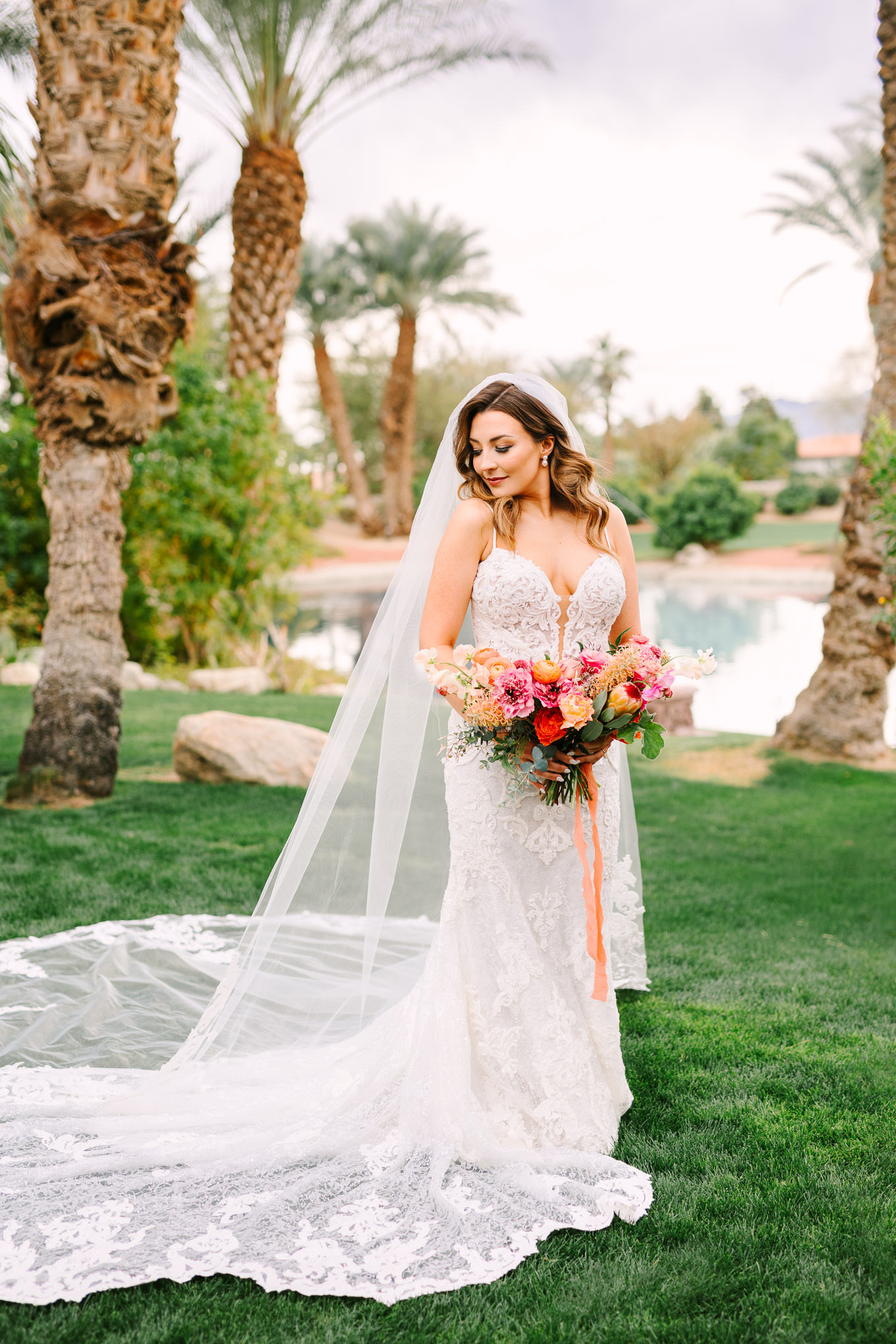 Bougainvillea Estate Palm Springs wedding | Wedding and elopement photography roundup | Los Angeles and Palm Springs photographer | #losangeleswedding #palmspringswedding #elopementphotographer Source: Mary Costa Photography | Los Angeles