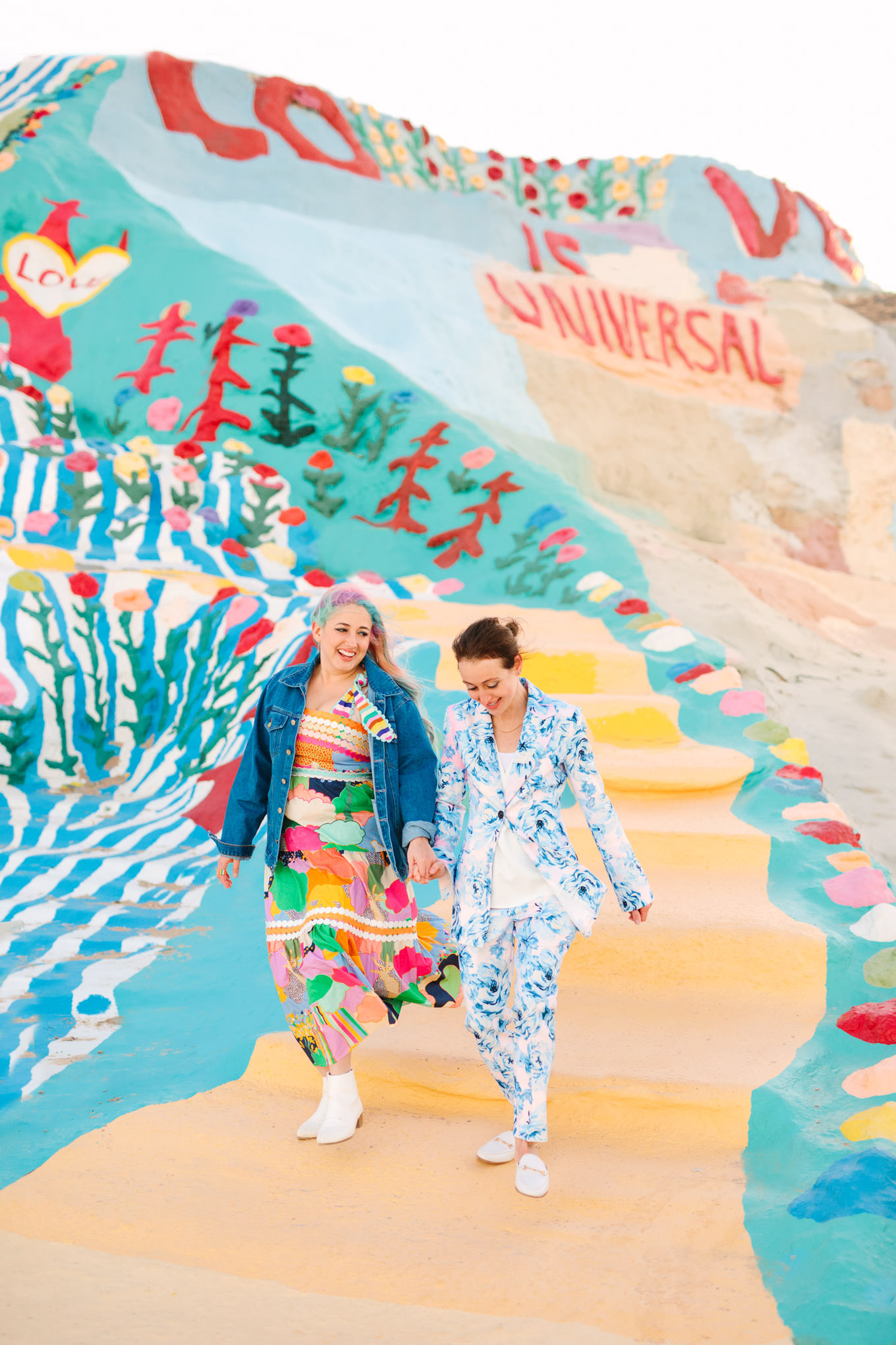 Salvation Mountain engagement session | Engagement, elopement, and wedding photography roundup of Mary Costa’s favorite images from 2020 | Colorful and elevated photography for fun-loving couples in Southern California | #2020wedding #elopement #weddingphoto #weddingphotography   Source: Mary Costa Photography | Los Angeles