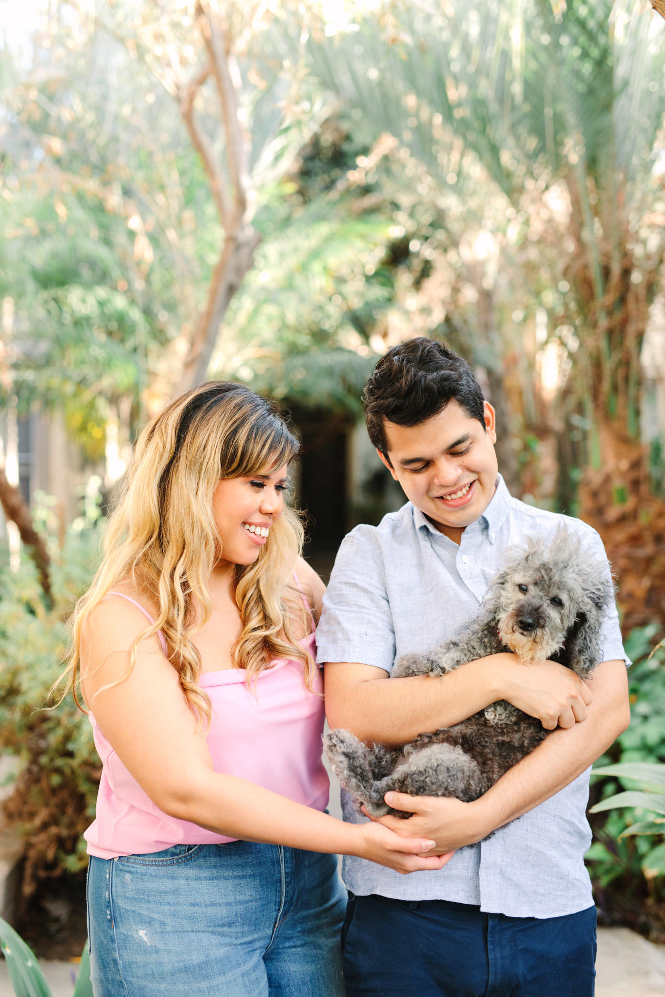 Echo Park engagement session with dog | Engagement, elopement, and wedding photography roundup of Mary Costa’s favorite images from 2020 | Colorful and elevated photography for fun-loving couples in Southern California | #2020wedding #elopement #weddingphoto #weddingphotography #microwedding   Source: Mary Costa Photography | Los Angeles