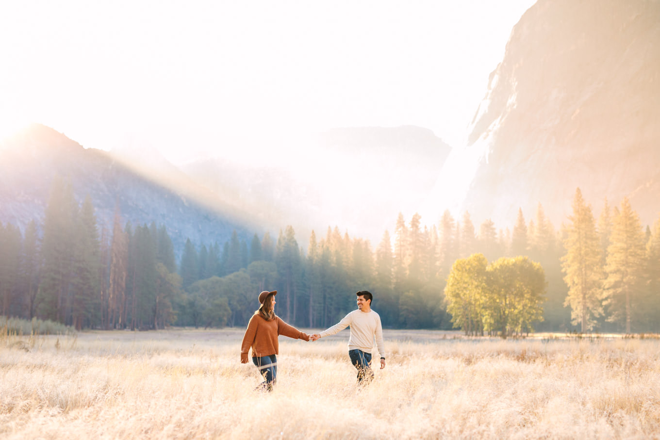 Yosemite National Park engagement session at sunrise Los Angeles Chinatown engagement session | Engagement, elopement, and wedding photography roundup of Mary Costa’s favorite images from 2020 | Colorful and elevated photography for fun-loving couples in Southern California | #2020wedding #elopement #weddingphoto #weddingphotography #microwedding   Source: Mary Costa Photography | Los Angeles