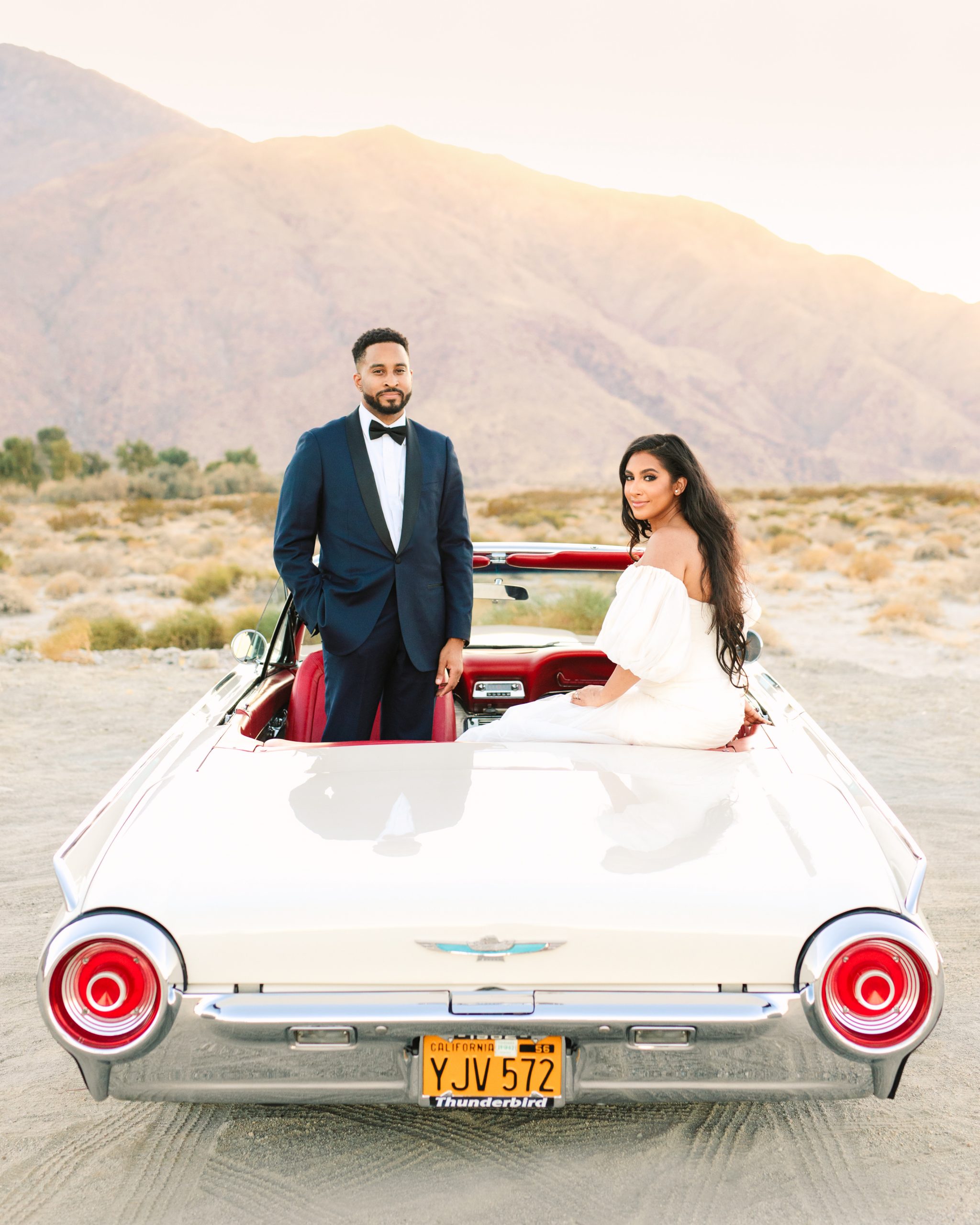 Palm Springs elopement in classic Ford Thunderbird | marycostaweddings.com
