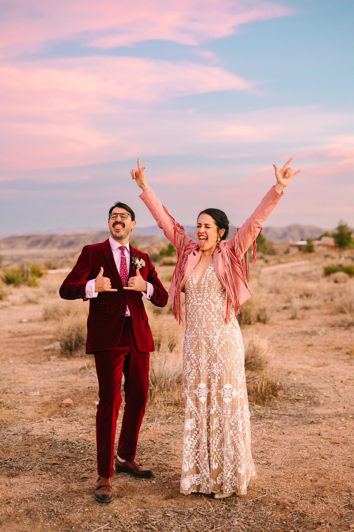 Rimrock Ranch wedding in Pioneertown | Wedding and elopement photography roundup | Los Angeles and Palm Springs  photographer | #losangeleswedding #palmspringswedding #elopementphotographer

Source: Mary Costa Photography | Los Angeles