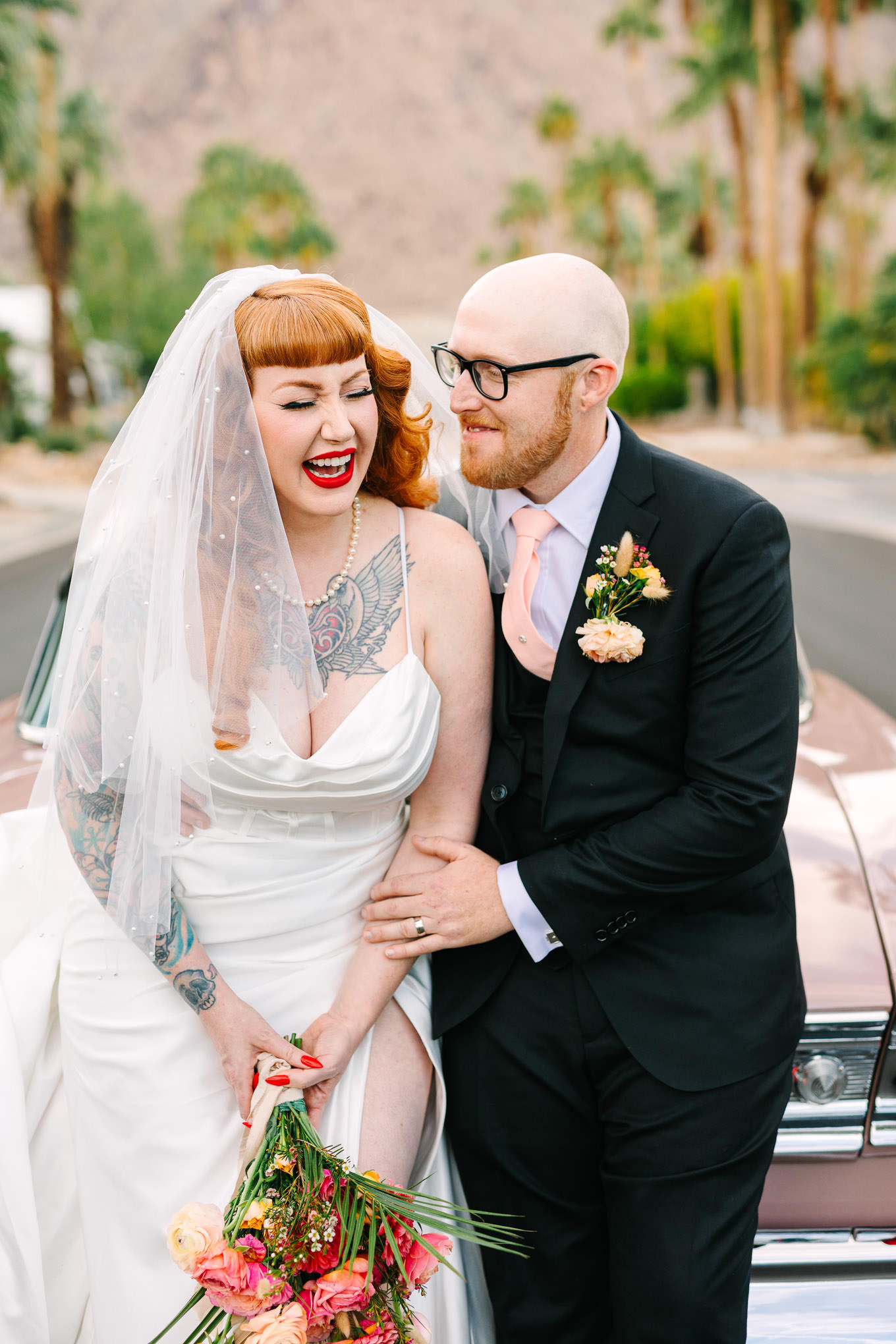 Palm Springs micro wedding with pink car | Wedding and elopement photography roundup | Los Angeles and Palm Springs photographer | #losangeleswedding #palmspringswedding #elopementphotographer Source: Mary Costa Photography | Los Angeles