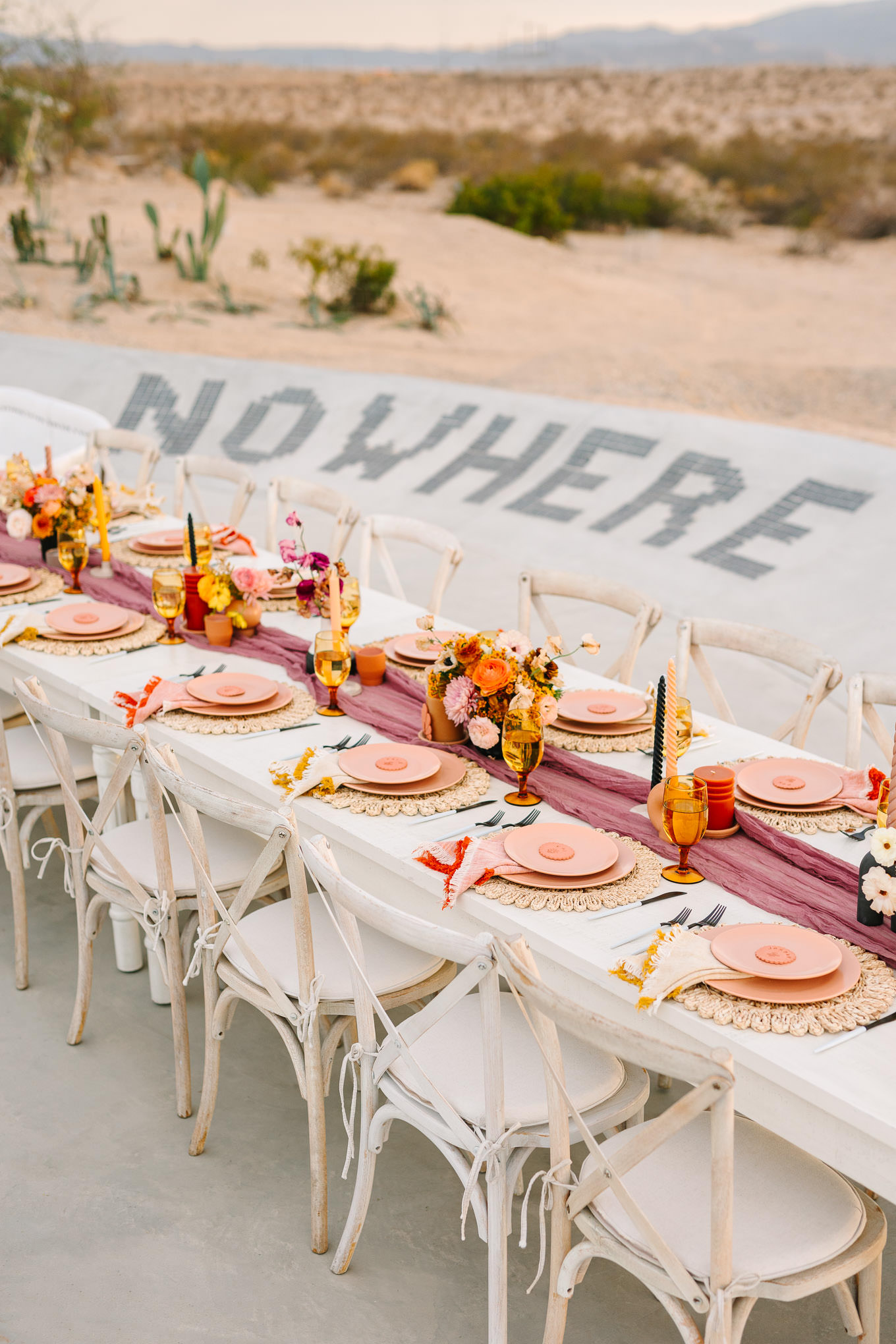 Nowhere Joshua Tree wedding | Wedding and elopement photography roundup | Los Angeles and Palm Springs photographer | #losangeleswedding #palmspringswedding #elopementphotographer Source: Mary Costa Photography | Los Angeles